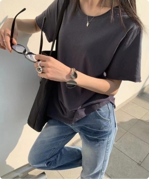 I.O.E（アイオイ）の「[韓国トレンド] リネンベーシックTシャツ（Tシャツ/カットソー・レディース・グレー/ピンク/ホワイト/イエロー/ライトブルー/ブラック・FREE）」の7枚目の写真