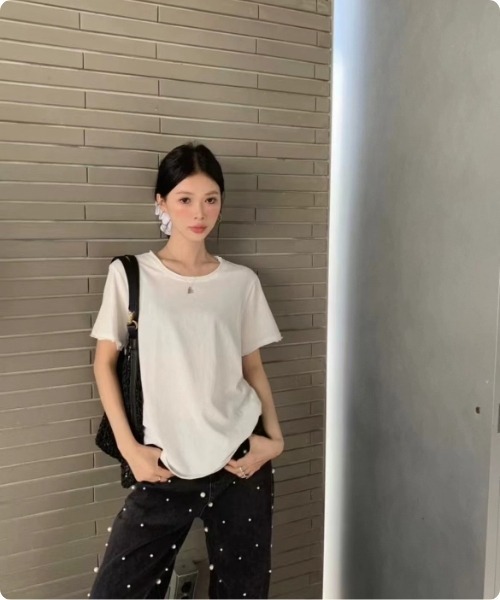 I.O.E（アイオイ）の「[韓国トレンド] リネンベーシックTシャツ（Tシャツ/カットソー・レディース・グレー/ピンク/ホワイト/イエロー/ライトブルー/ブラック・FREE）」の11枚目の写真