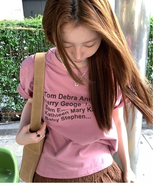 AsheKsha(アシクシャ)の「アルファベットプリントのゆったりした万能トップス(Tシャツ/カットソー・レディース・ピンク/モカ・M)」の5枚目の写真