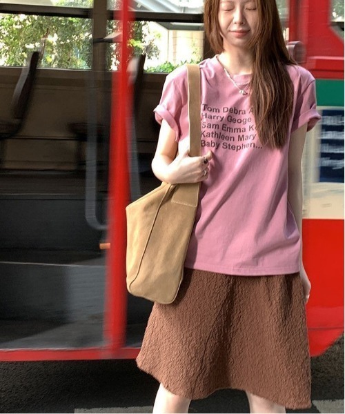 AsheKsha(アシクシャ)の「アルファベットプリントのゆったりした万能トップス(Tシャツ/カットソー・レディース・ピンク/モカ・M)」の7枚目の写真