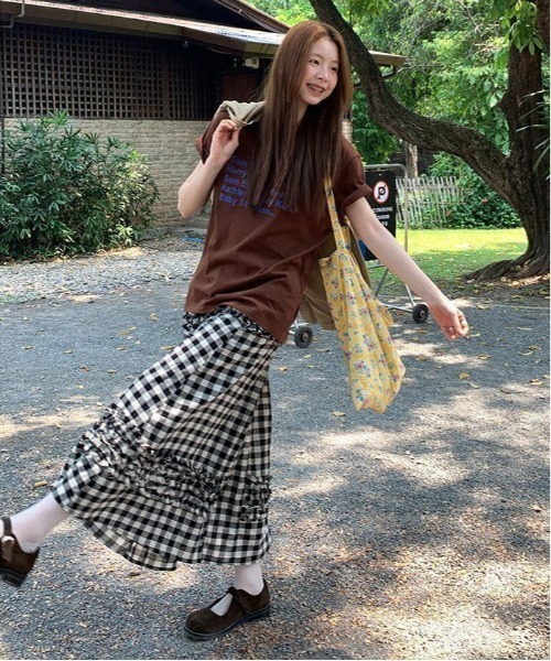 AsheKsha(アシクシャ)の「アルファベットプリントのゆったりした万能トップス(Tシャツ/カットソー・レディース・ピンク/モカ・M)」の11枚目の写真