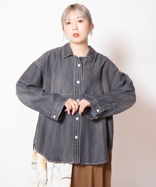 OSMOSIS(オズモーシス)の「セルロースデニムステッチシャツ(シャツ/ブラウス・レディース・ライトブルー/ブラック/ブルー・ONE SIZE)」の11枚目の写真