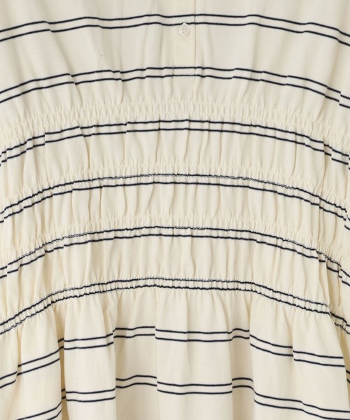 LOWRYS FARM(ローリーズファーム)の「ギャザーポロSS 794100(Tシャツ/カットソー・レディース・グレー/アイボリー・LONG/SHORT)」の10枚目の写真