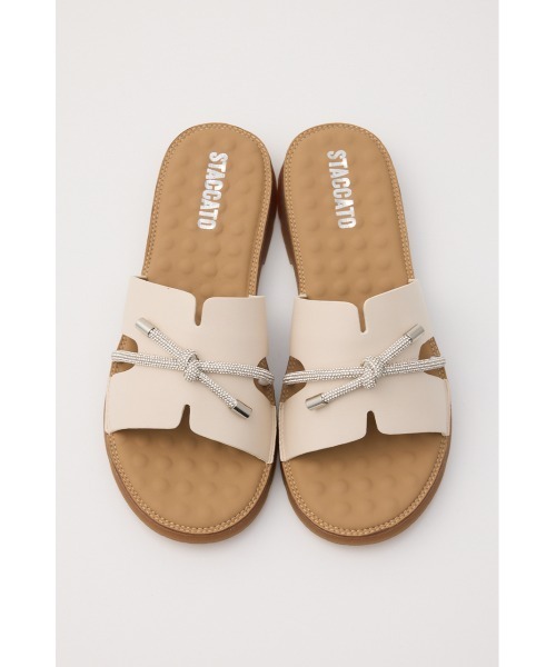STACCATO(スタッカート)の「ドルチェリボンスリッパサンダル(サンダル・レディース・ホワイト/ブラック・22.5cm/23cm/23.5cm/24cm)」の10枚目の写真