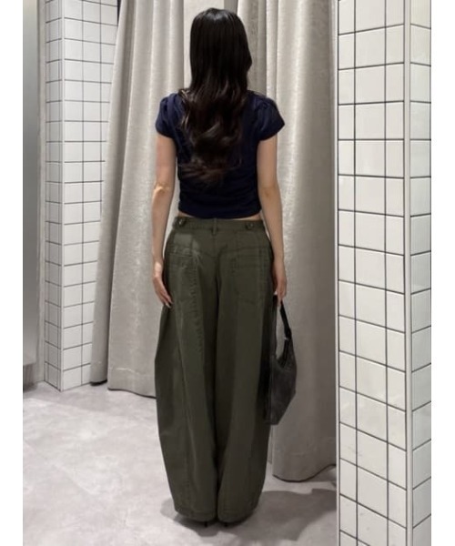 LAGUA GEM(ラグアジェム)の「BARREL LEG MILITARY パンツ(カーゴパンツ・レディース・ベージュ/カーキ/チャコールグレー・X-SMALL/SMALL/MEDIUM)」の8枚目の写真