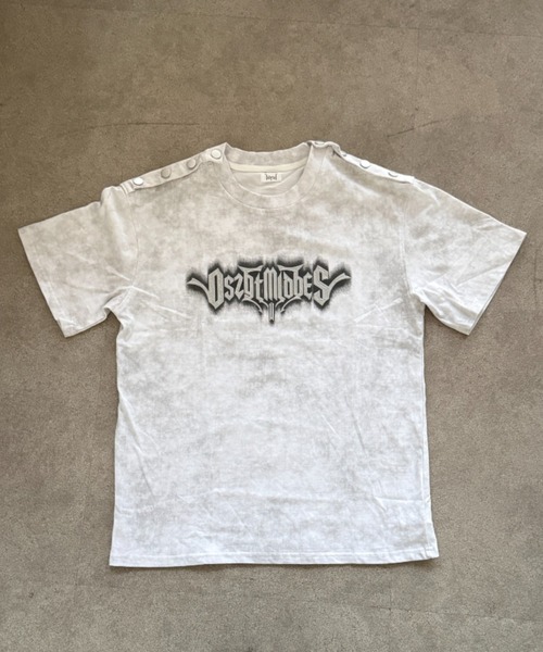 lilful(リルフル)の「【26年春夏新作】ぼかしロゴ ショルダーボタン オーバーサイズ半袖Tシャツ(Tシャツ/カットソー・レディース・ホワイト・L/M)」の13枚目の写真