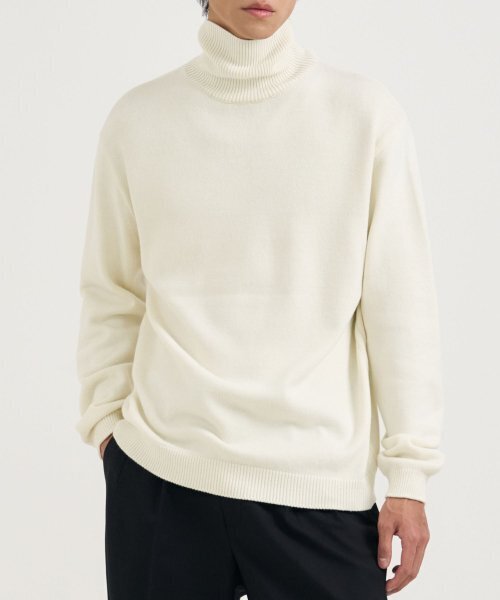 DRAW FIT（ドローフィット）の「タートルネックプルオーバーニットTシャツ[アイボリー]（ニット/セーター・メンズ・その他・LARGE/MEDIUM）」の2枚目の写真