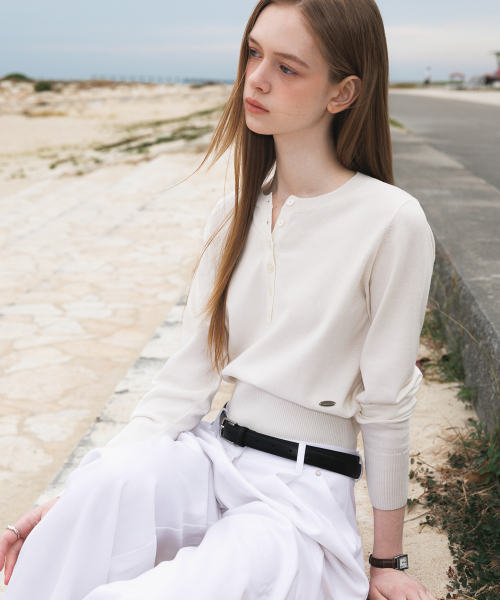 DEHEVE（デヘヴェ）の「Summer Henley Neck Knit [Ivory]（ニット/セーター・レディース・アイボリー・OS）」の11枚目の写真
