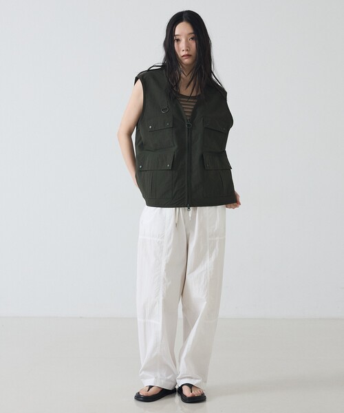 Barbour(バブアー)の「【Barbour / バブアー】フィッシングベスト/ Fly Fishing Vest /ユニセックス/ MGI0315(ブルゾン・メンズ・ブラック/カーキ・38/40)」の4枚目の写真
