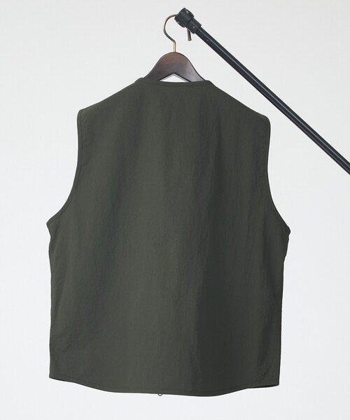 Barbour(バブアー)の「【Barbour / バブアー】フィッシングベスト/ Fly Fishing Vest /ユニセックス/ MGI0315(ブルゾン・メンズ・ブラック/カーキ・38/40)」の22枚目の写真