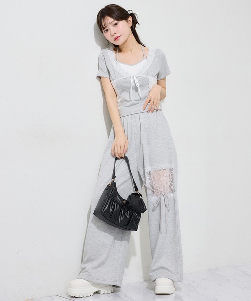 one after another NICE CLAUP(ワンアフターアナザーナイスクラップ)の「レイヤード風キャミ付きレースドッキングトップス(Tシャツ/カットソー・レディース・ブラック/オフホワイト/杢グレー/ピンク・FREE)」の19枚目の写真