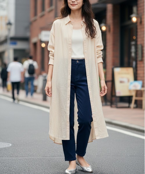 BY THE BAY(バイザベイ)の「【羽織り・ワンピース2WAY】クレープシアーロングシャツワンピース/6色展開 大人カジュアル(シャツワンピース・レディース・イエロー/ホワイト/ライトピンク/ブラック/グレー系その他/ベージュ・FREE)」の7枚目の写真