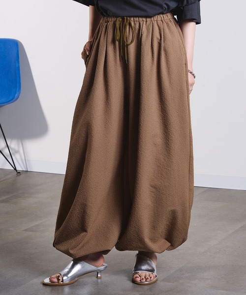 ROSE BUD（ローズバッド）の「mici/BALLOON PANTS（その他パンツ・レディース・ネイビー/ベージュ・ONE SIZE）」の6枚目の写真