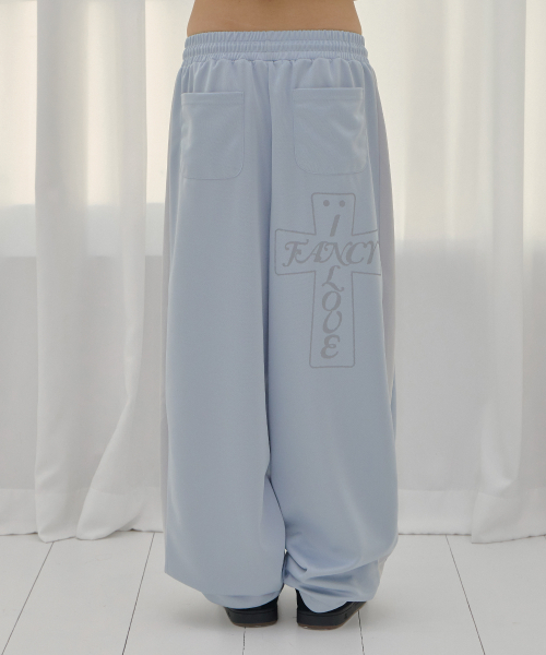 FANCY CLUB(ファンシークラブ)の「プロスグロシートラックパンツ (スカイブルー) F26QD162(スウェットパンツ・レディース・その他・ONE)」の1枚目の写真