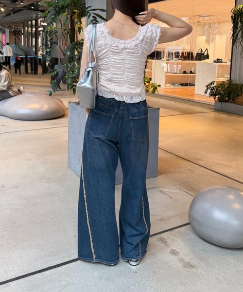 w closet（ダブルクローゼット）の「シャーリングレースフレンチT　夏服（Tシャツ/カットソー・レディース・オフホワイト/ブラック/ピンク・FREE）」の21枚目の写真