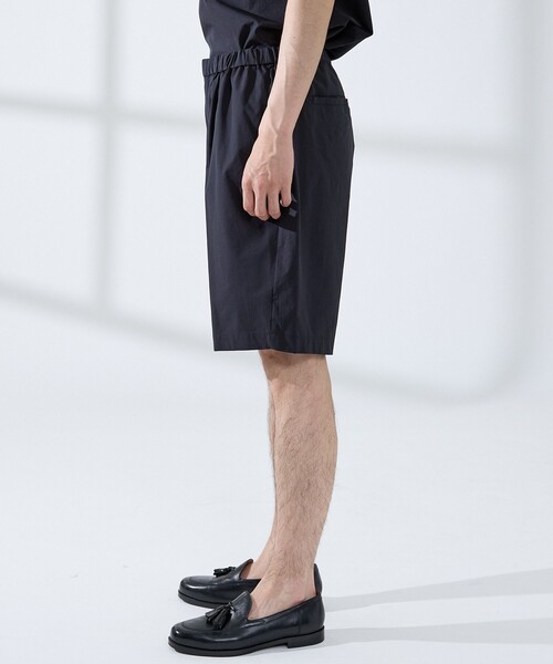 ABAHOUSE GRAY(アバハウスグレイ)の「【セットアップ対応】360°ストレッチ リップストップ リラックス ショートパンツ / 吸水速乾 / 遮熱 / UVカット(その他パンツ・メンズ・ネイビー/ブラック/チャコールグレー・48/46)」の6枚目の写真