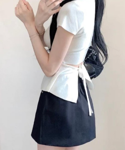 semplice(センプリチェ)の「Tシャツ【韓国ファッション】(Tシャツ/カットソー・レディース・ブラック/ベージュ・F)」の5枚目の写真