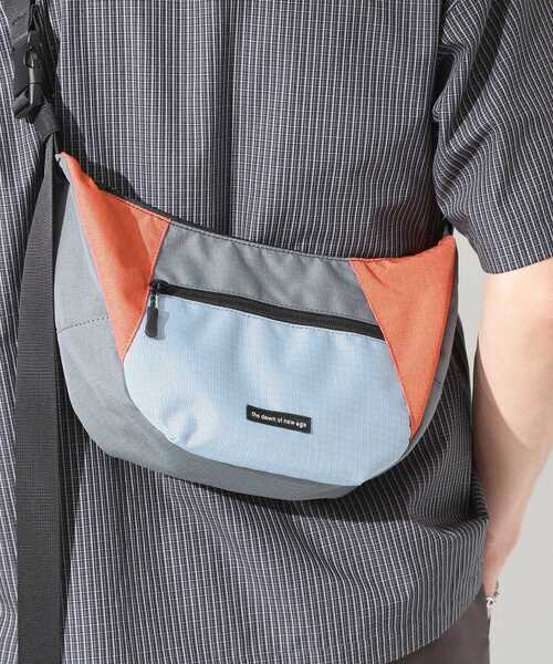 THE SHOP TK (ザ ショップ ティーケー )の「ナイロン ショルダーバッグ(ショルダーバッグ・メンズ・ブラック/ブルーグリーン・00)」の2枚目の写真