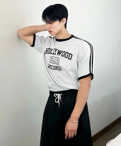 NOWLE（ノウル）の「【NOWLE】カレッジグラフィック リンガー半袖Tシャツ / レトロスポーツライン ハリウッドレコード トップス（Tシャツ/カットソー・メンズ・グレー・MEDIUM/X-LARGE/LARGE）」の16枚目の写真