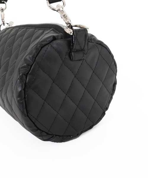 GLIMCLAP(グリムクラップ)の「mko13730-Diamond-Quilted Synthetic Leather Drum Bag ショルダーミニバッグ(211-027-gla-cg)(ショルダーバッグ・メンズ・ブラック・FREE)」の14枚目の写真