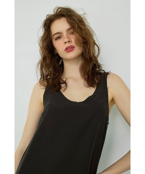 ALEXIA STAM（アリシアスタン）の「Satin Maxi Dress /サテンロングドレス（ワンピース・レディース・ブラック/ブラウン/ベージュ・M/S）」の14枚目の写真
