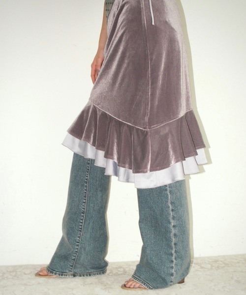 musubore(ムスボレ)の「frill velours midi skirt / ベロアフリルミディスカート(スカート・レディース・パープル/グリーン・1/0)」の2枚目の写真