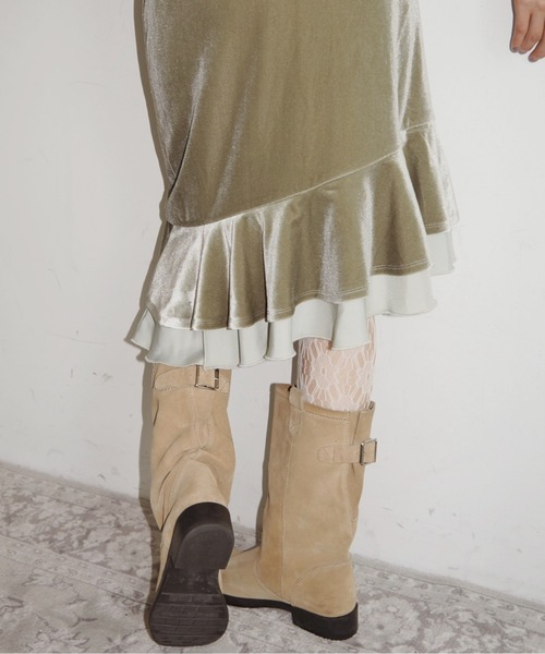 musubore(ムスボレ)の「frill velours midi skirt / ベロアフリルミディスカート(スカート・レディース・パープル/グリーン・1/0)」の8枚目の写真
