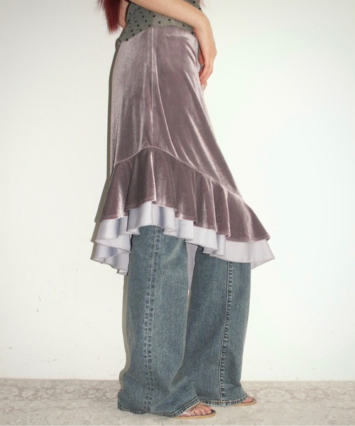 musubore(ムスボレ)の「frill velours midi skirt / ベロアフリルミディスカート(スカート・レディース・パープル/グリーン・1/0)」の13枚目の写真