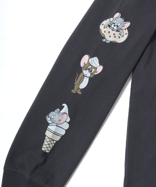 Tom&Jerry(トムアンドジェリー)の「2026AW Tom and Jerry/トムとジェリー オーバーサイズ ワンポイント刺繍 袖プリント 長袖Tシャツ ロンT レディース メンズ(Tシャツ/カットソー・レディース・スミクロ/ブラック系その他/グレイッシュベージュ/アイボリー・LL/L/M)」の18枚目の写真