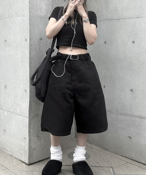 YACA(ヤーカ)の「Cotton Twill Bermuda Pants/コットンツイルバミューダパンツ(その他パンツ・レディース・ブラック・FREE)」の3枚目の写真
