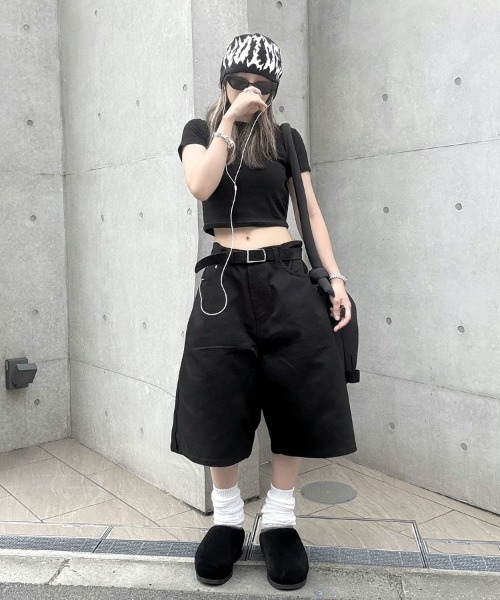 YACA(ヤーカ)の「Cotton Twill Bermuda Pants/コットンツイルバミューダパンツ(その他パンツ・レディース・ブラック・FREE)」の6枚目の写真