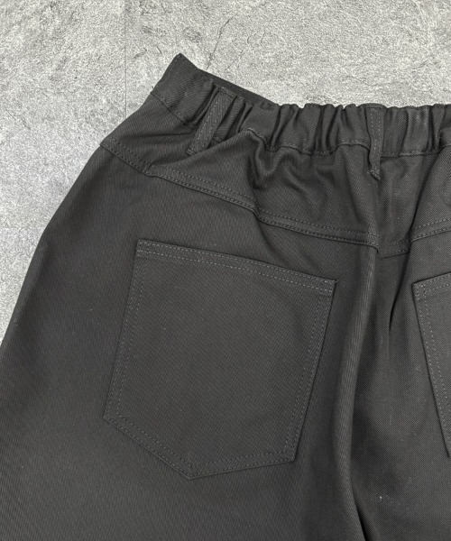 YACA(ヤーカ)の「Cotton Twill Bermuda Pants/コットンツイルバミューダパンツ(その他パンツ・レディース・ブラック・FREE)」の13枚目の写真
