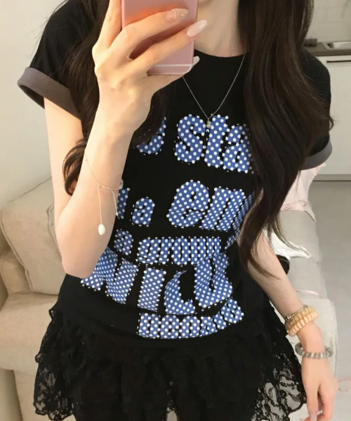 VIVID LADY(ビビッドレディー)の「ドットロゴプリント ロールアップ半袖Tシャツ(Tシャツ/カットソー・レディース・ブラック/ミント/ホワイト/イエロー/パープル・FREE)」の15枚目の写真