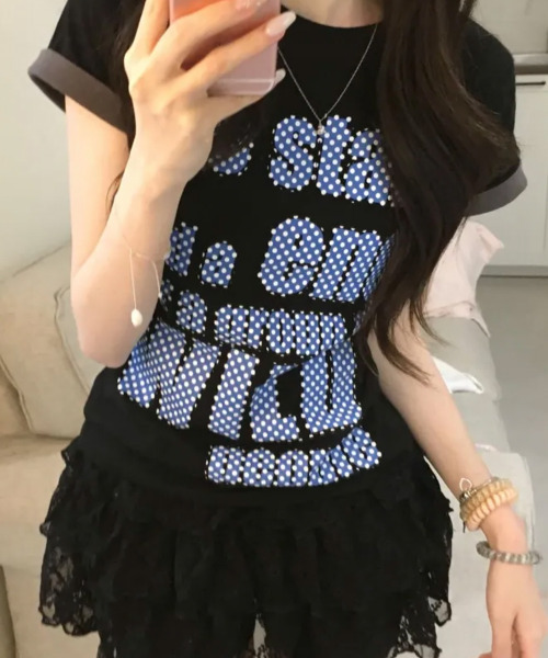 VIVID LADY(ビビッドレディー)の「ドットロゴプリント ロールアップ半袖Tシャツ(Tシャツ/カットソー・レディース・ブラック/ミント/ホワイト/イエロー/パープル・FREE)」の16枚目の写真