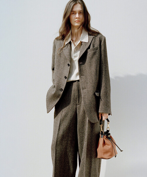 BRADY（ブレディー）の「Brady | ELY UNISEX（ショルダーバッグ・レディース・ブラック/カーキ/ブラック系その他・ONE）」の4枚目の写真