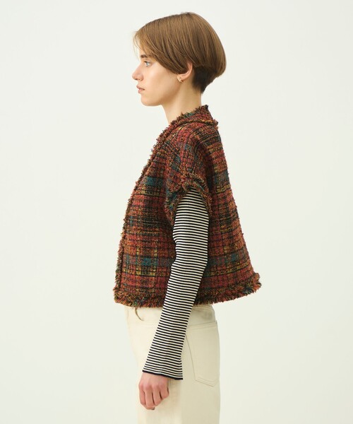 MACPHEE(マカフィー)の「ジャカード フレンチスリーブジャケット(ノーカラージャケット・レディース・レッド系その他2・36)」の5枚目の写真