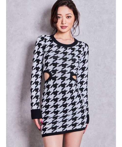 GYDA(ジェイダ)の「LONG SLEEVE SIDE OPENニットミニワンピース(ワンピース・レディース・その他1/ブラック・FREE/X-SMALL)」の2枚目の写真