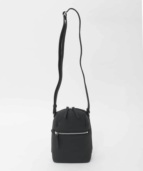 MK MICHEL KLEIN（エムケーミッシェルクラン）の「[300g以下の軽量]牛革ラウンドジップショルダーバッグ（ショルダーバッグ・レディース・ターコイズブルー/モカ/アイボリー/ブラック・00）」の3枚目の写真