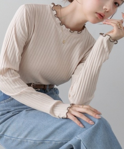 Bab(バブ)の「【ボトルネック/ハイネック 選べるデザイン】ウェーブメローリブカットソー(Tシャツ/カットソー・レディース・ライトグレー系/テラコッタ/ホワイト系その他/ベージュ系その他2・MEDIUM)」の2枚目の写真