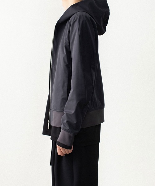 ATTACHMENT(アタッチメント)の「【LIMITED】ソロテックス ライトダブルクロス ジップアップ フーディー / SOLOTEX LIGHT DOUBLE CLOTH ZIP-UP HOODIE(パーカー・メンズ・ダークグレー/ブラック・1/2/3/4)」の6枚目の写真