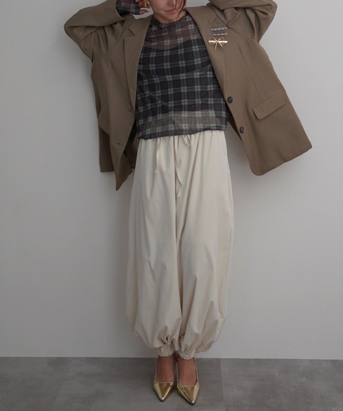 Rashik(ラシク)の「【Rashik】ナイロンバルーンワイドパンツ(その他パンツ・レディース・ピンク/アイボリー/ブラック・FREE)」の9枚目の写真