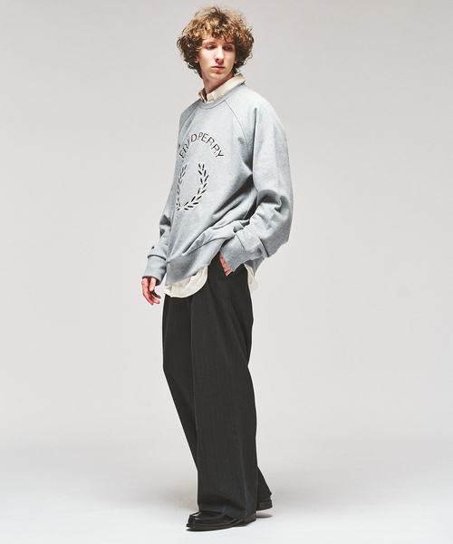417 EDIFICE（フォーワンセブンエディフィス）の「FRED PERRY / フレッドペリー TARTAN APPLIQUE SWEATSHIRT（スウェット・メンズ・ネイビー/チャコールグレー・MEDIUM/LARGE）」の7枚目の写真