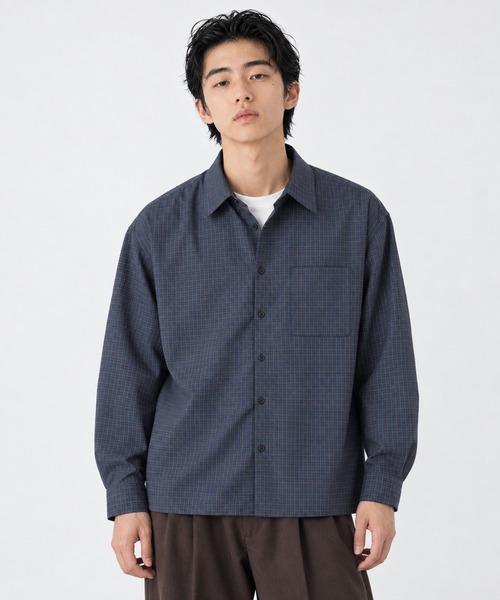 FILLIP J(フィリップジェー)の「セミオーバーサイズシャツ(Tシャツ/カットソー・メンズ・グレイッシュベージュ/ネイビー/ピンク/ブルー系その他/ダークブルー/ブルー/モカ/レッド系/ネイビー系/スカイブルー系/ダークブラウン/ベージュ/ホワイト/ブラック系1/ブラック系/ネイビー×ホワイト/ライトベージュ/ダークネイビー/ダークベージュ/チャコール/レンガ/グレイッシュブルー・LARGE/MEDIUM/X-LARGE)」の13枚目の写真