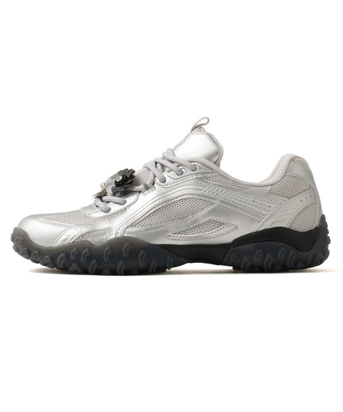 FILA(フィラ)の「FILA ECHAPPE MS FLOWER / フィラ エシャッペ MS フラワー【SP】(スニーカー・レディース・シルバー・22.5cm/24.0cm/23.5cm/23.0cm/26.0cm/25.5cm/25.0cm/24.5cm)」の5枚目の写真