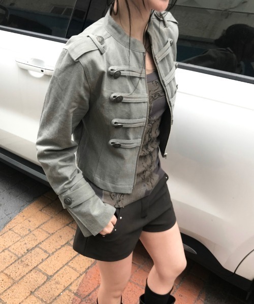 FAVORITO(ファヴォリート)の「ジップ付きスタンドカラージャケット(その他アウター・レディース・カーキ/ベージュ/ブラック・F)」の9枚目の写真