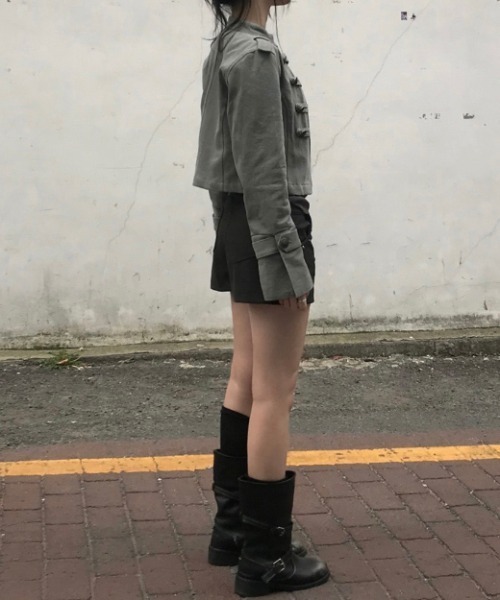 FAVORITO(ファヴォリート)の「ジップ付きスタンドカラージャケット(その他アウター・レディース・カーキ/ベージュ/ブラック・F)」の6枚目の写真