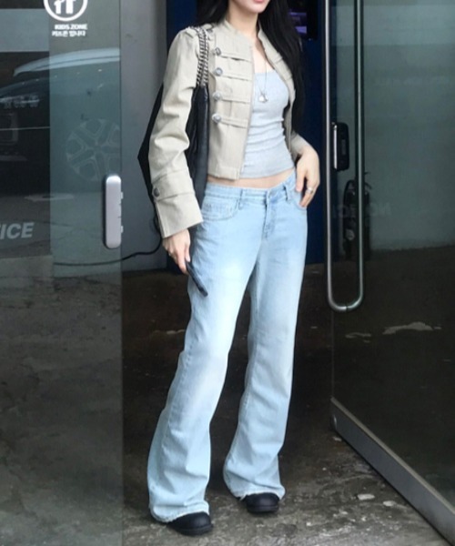 FAVORITO(ファヴォリート)の「ジップ付きスタンドカラージャケット(その他アウター・レディース・カーキ/ベージュ/ブラック・F)」の17枚目の写真