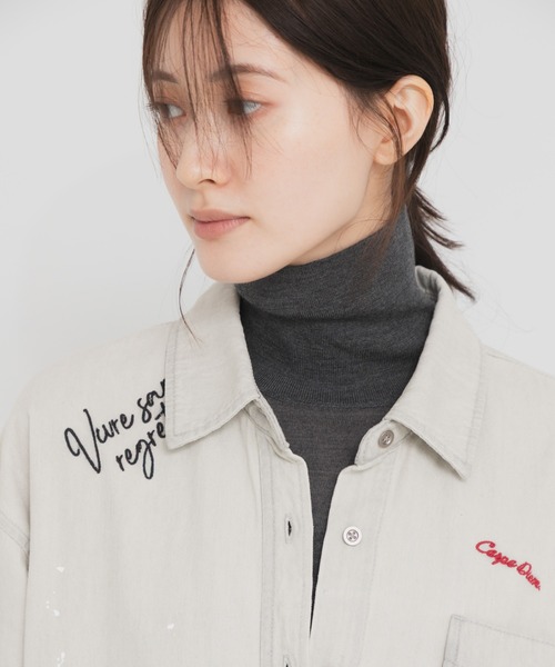URBAN RESEARCH(アーバンリサーチ)の「WOOL SILK TURTLENECK KNIT(ニット/セーター・レディース・チャコールグレー/ライトブルー/オフホワイト・FREE)」の1枚目の写真