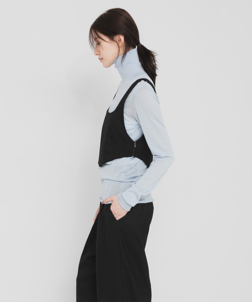 URBAN RESEARCH(アーバンリサーチ)の「WOOL SILK TURTLENECK KNIT(ニット/セーター・レディース・チャコールグレー/ライトブルー/オフホワイト・FREE)」の10枚目の写真
