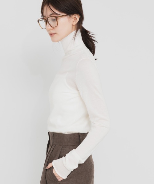 URBAN RESEARCH(アーバンリサーチ)の「WOOL SILK TURTLENECK KNIT(ニット/セーター・レディース・チャコールグレー/ライトブルー/オフホワイト・FREE)」の14枚目の写真